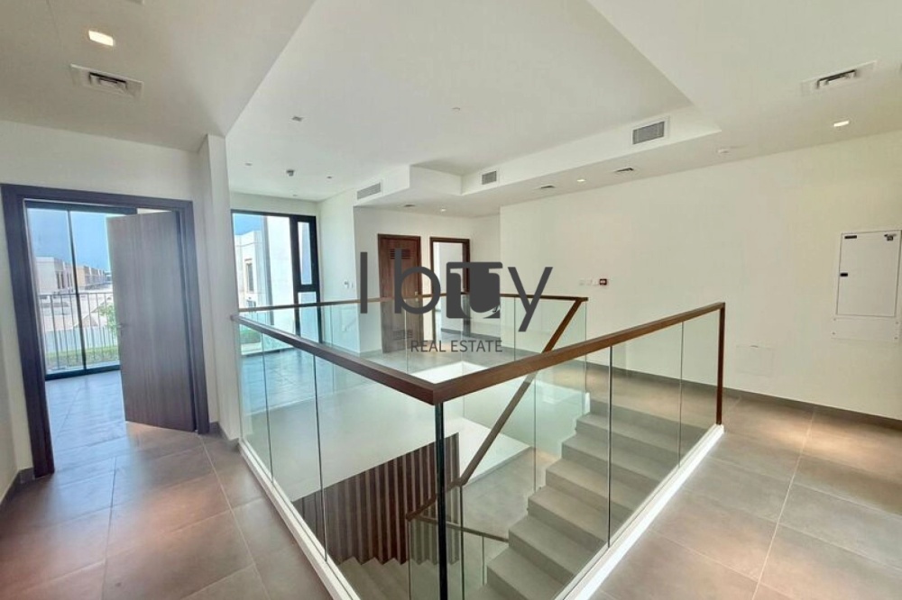 Corner Unit | Facing Park | Best Deal | Prime Area