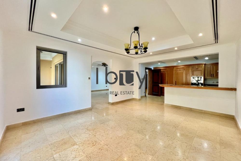 Vacant | Close to Clubhouse | Private Garden