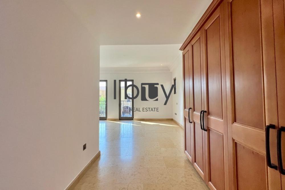 Vacant | Close to Clubhouse | Private Garden
