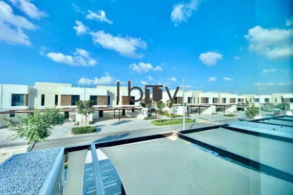 Single Row | Prime Area | Hot Deal | High Privacy