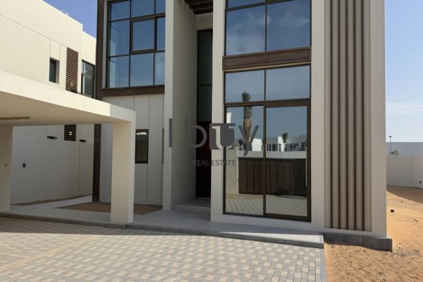 Second Row | Partial Sea View | Ready With Keys |