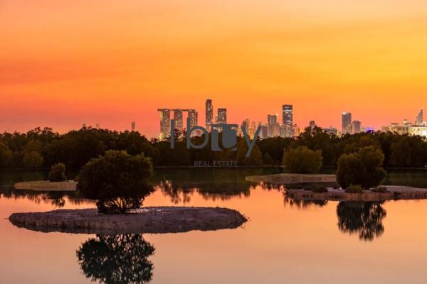 Front Row | Private Beach Access | Large End Plot