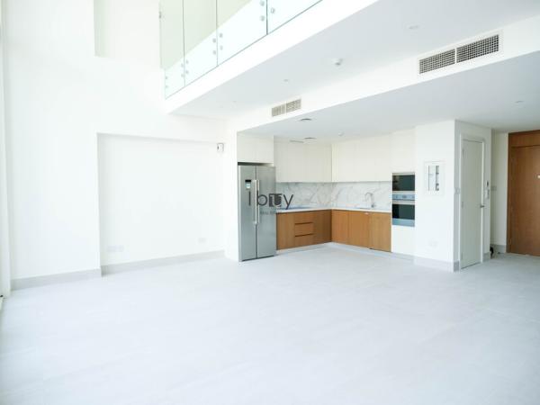 Massive Layout | LOFT | Sheikh Zayed Museum View